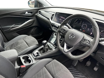 Used Vauxhall Grandland 2022 for sale - 76868856: Photo