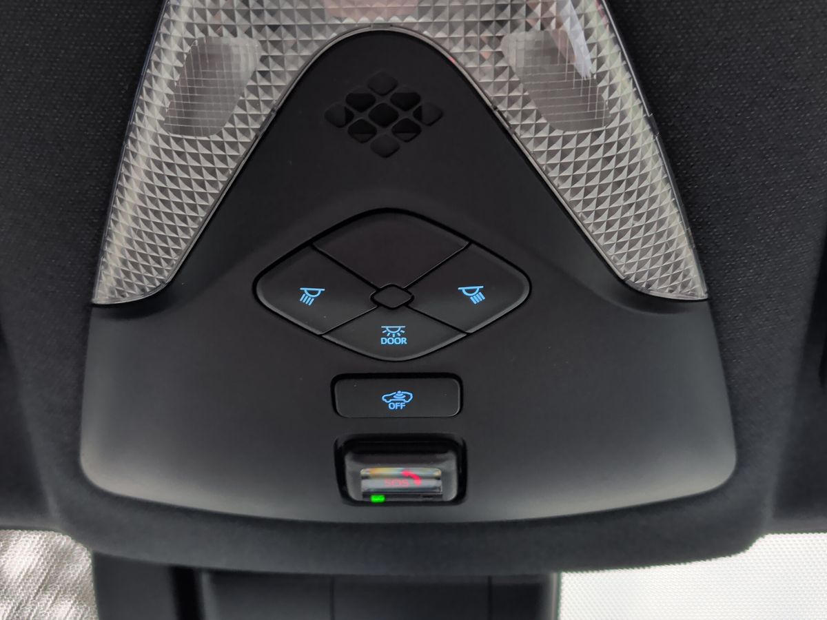 Used Toyota C-HR 2023 for sale - 77499735: Photo 31