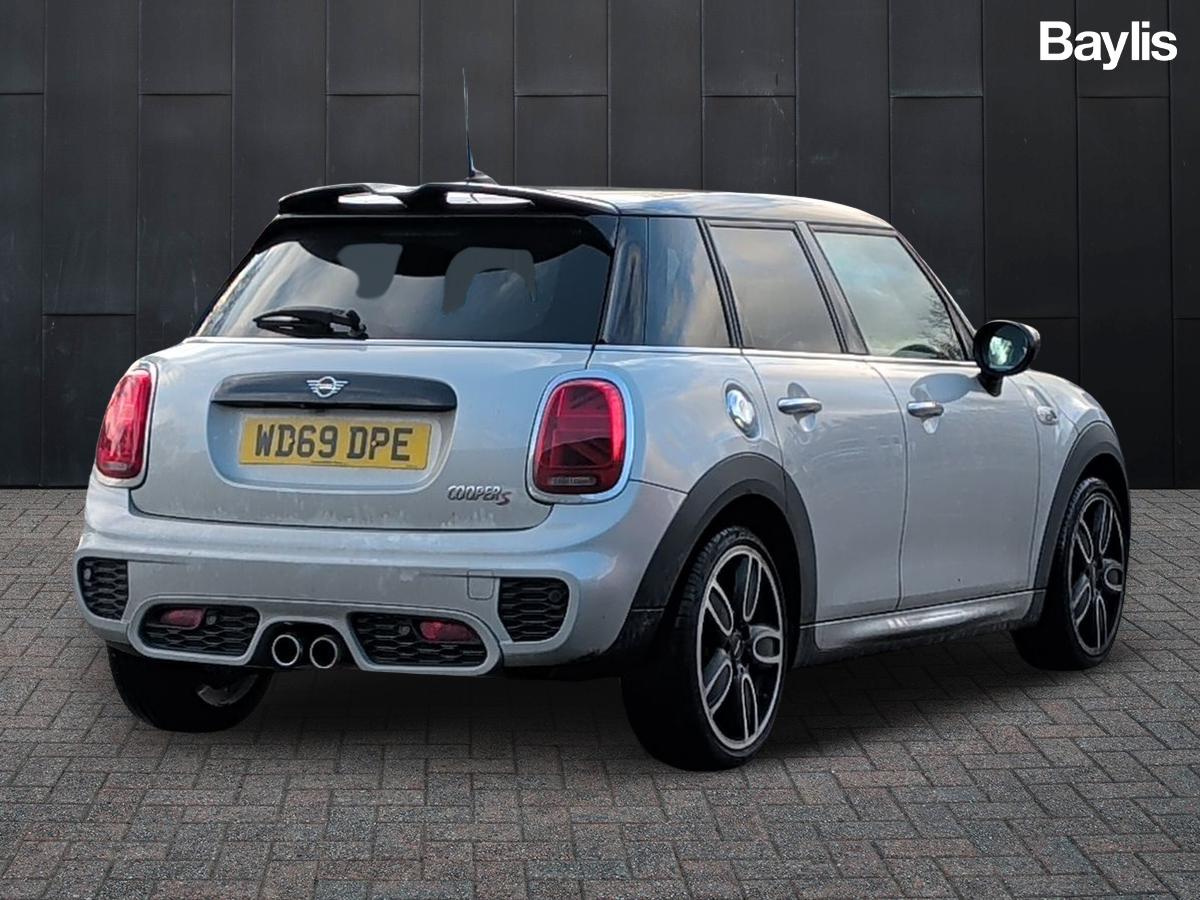 Used MINI Hatch 2019 for sale - 77406342: Photo 2