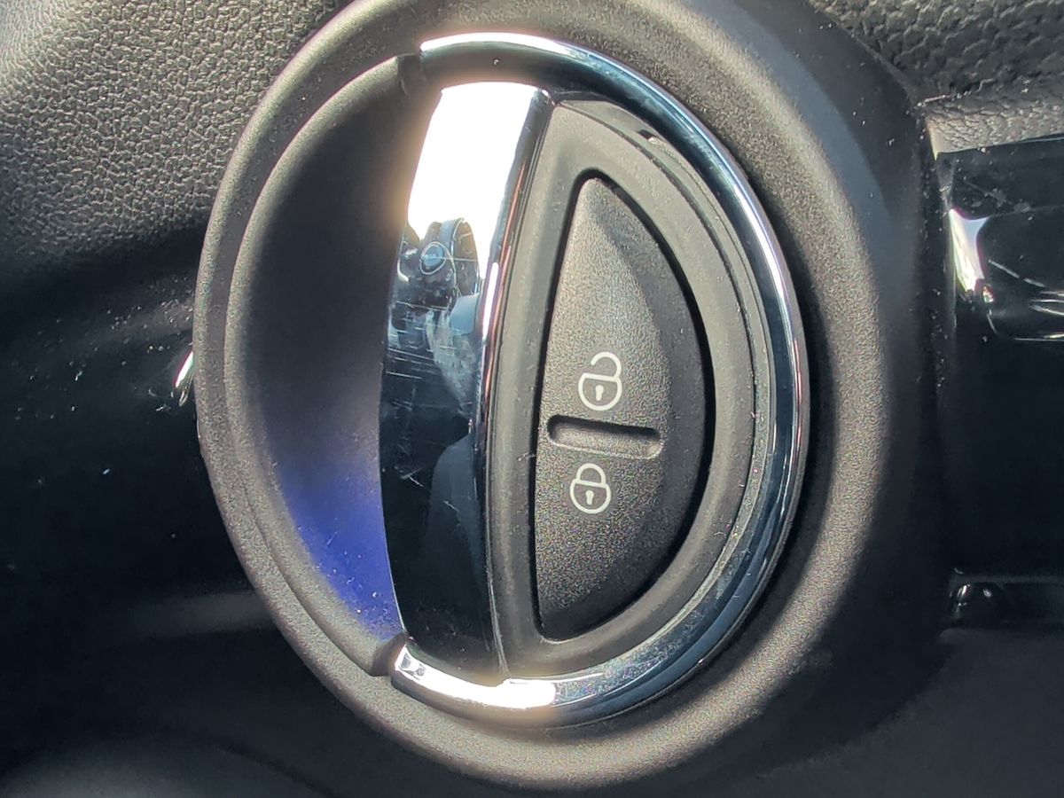 Used MINI Hatch 2019 for sale - 77406342: Photo 32