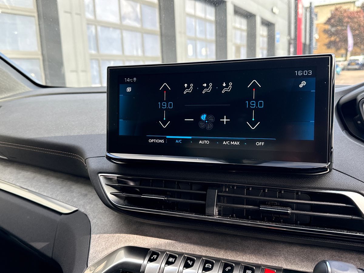 Used Peugeot 3008 2022 for sale - 76871515: Photo 16