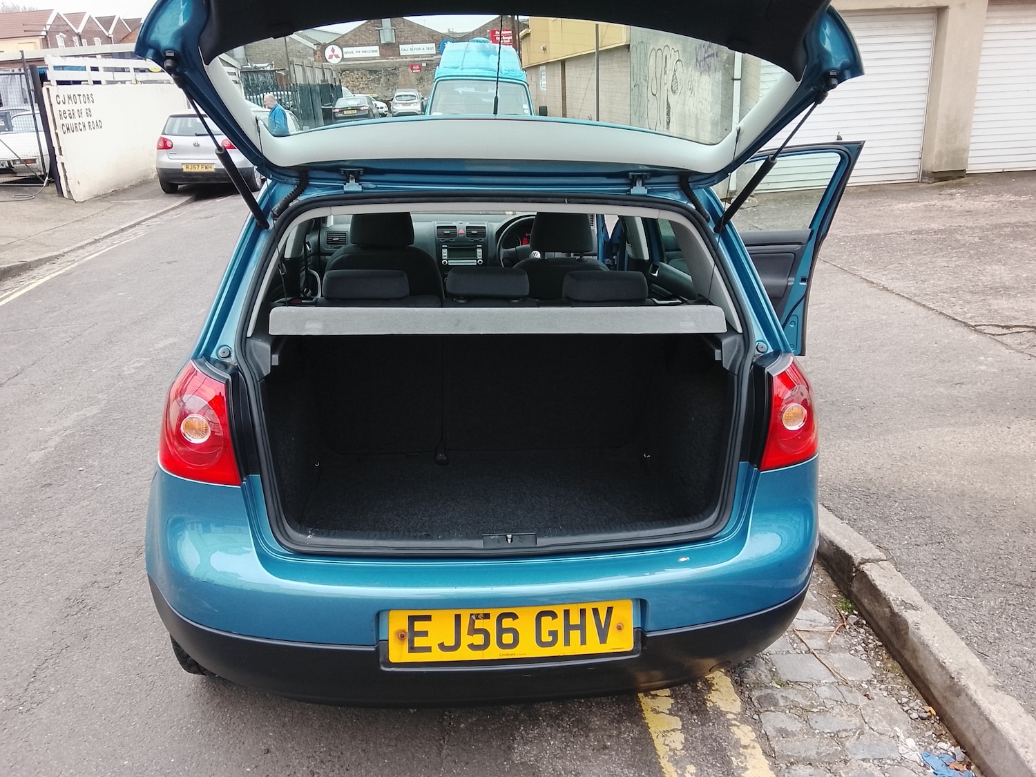 Used Volkswagen Golf 2006 for sale - 77781982: Photo 15