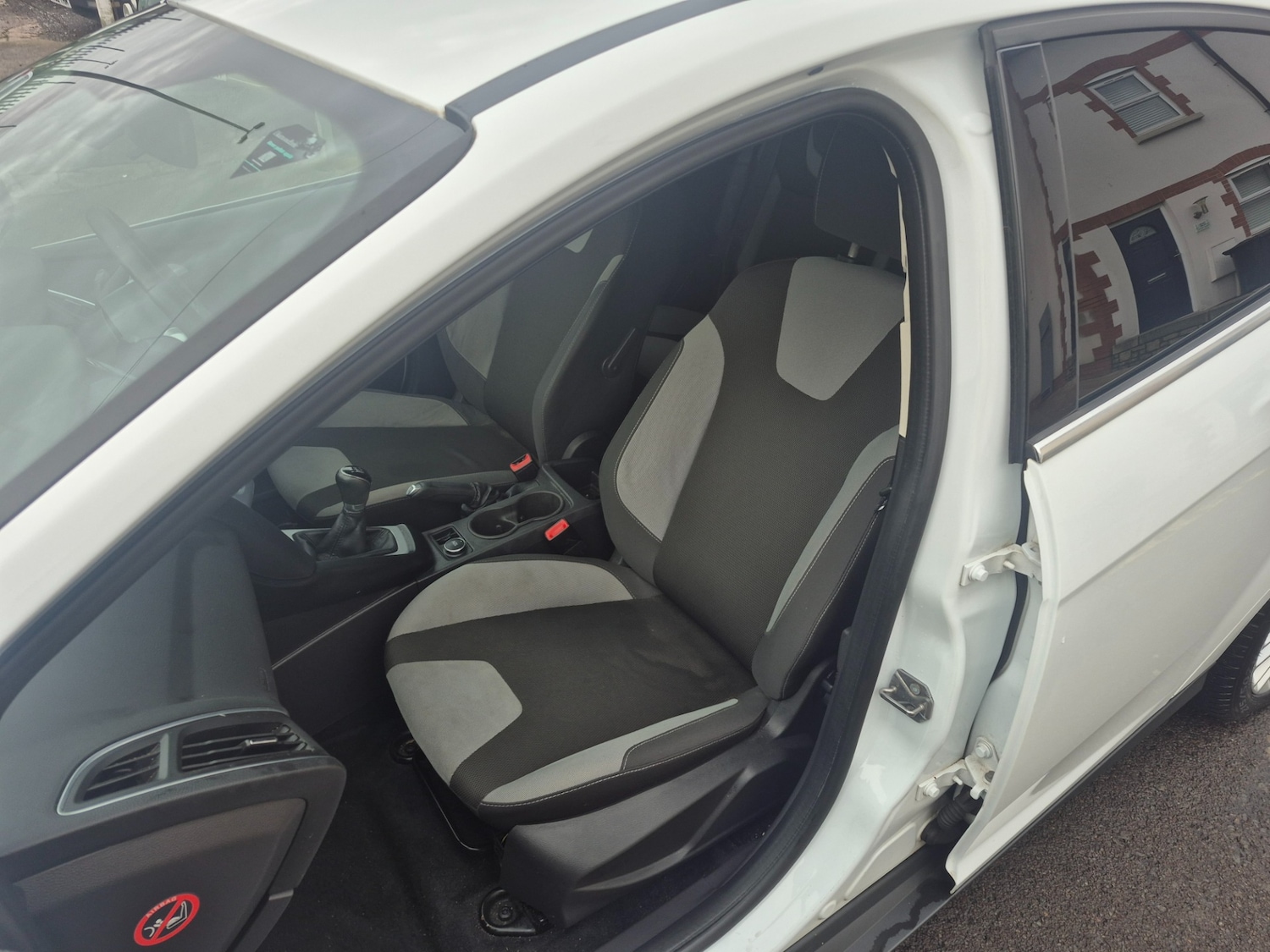 Used Ford Focus 2013 for sale - 76864264: Photo 12