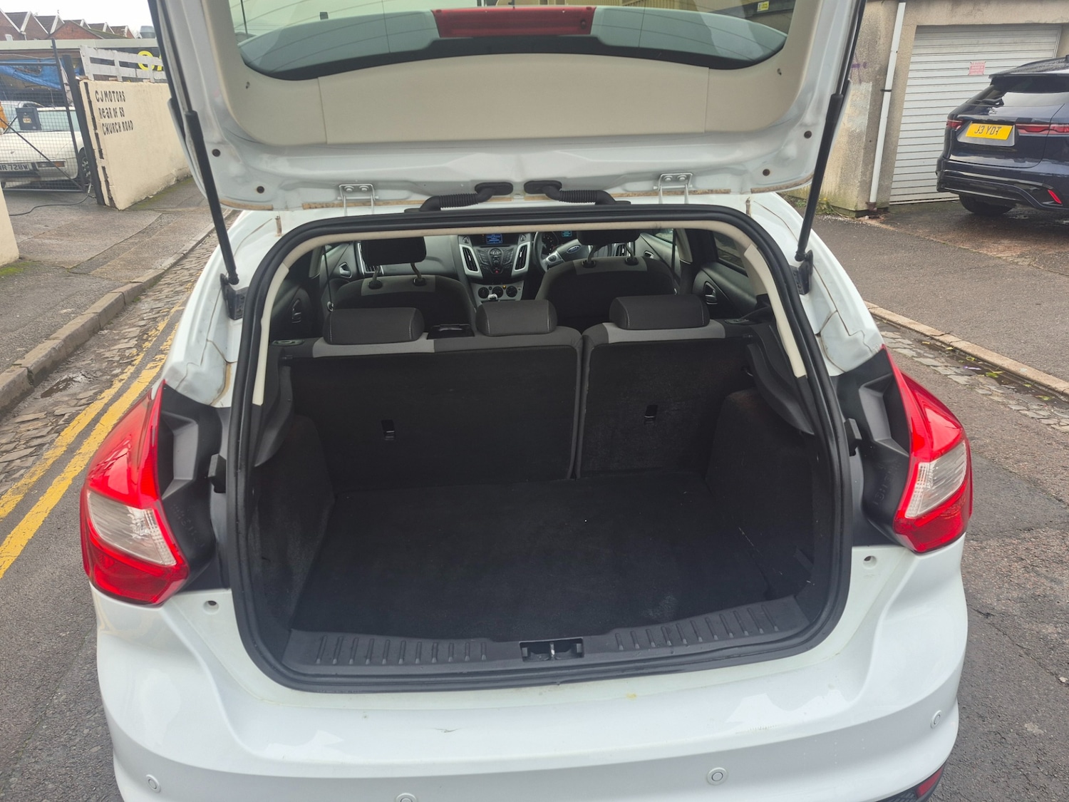 Used Ford Focus 2013 for sale - 76864264: Photo 14