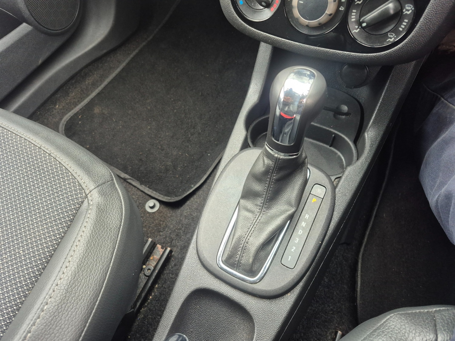 Used Vauxhall Corsa 2007 for sale - 77195006: Photo 16