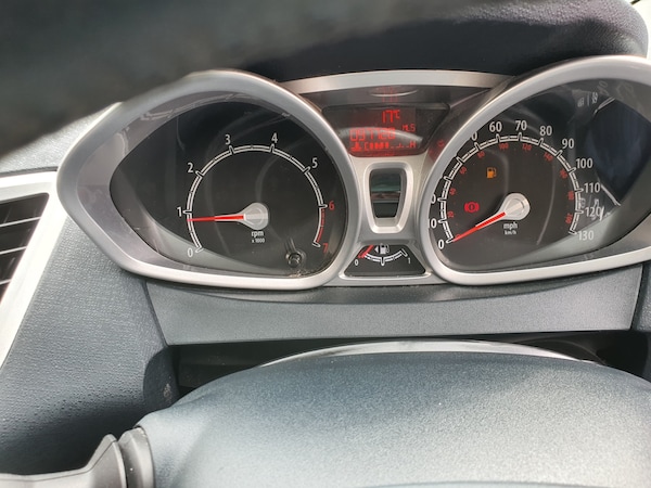 Used Ford Fiesta 2012 for sale - 74859892: Photo 16