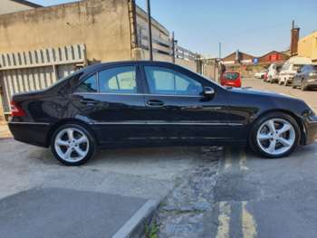 Used Mercedes-Benz C-Class 2005 for sale - 74617837: Photo