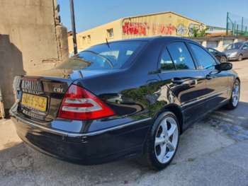 Used Mercedes-Benz C-Class 2005 for sale - 74617837: Photo