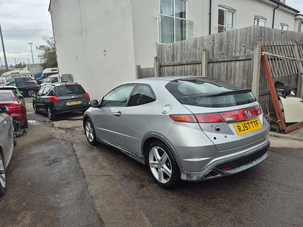 Used Honda Civic 2007 for sale - 76309952: Photo 5