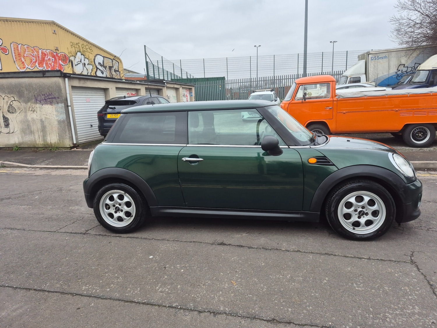 Used MINI Hatch 2011 for sale - 77326392: Photo 3