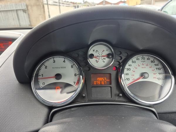 Used Peugeot 207 2013 for sale - 76313781: Photo 18