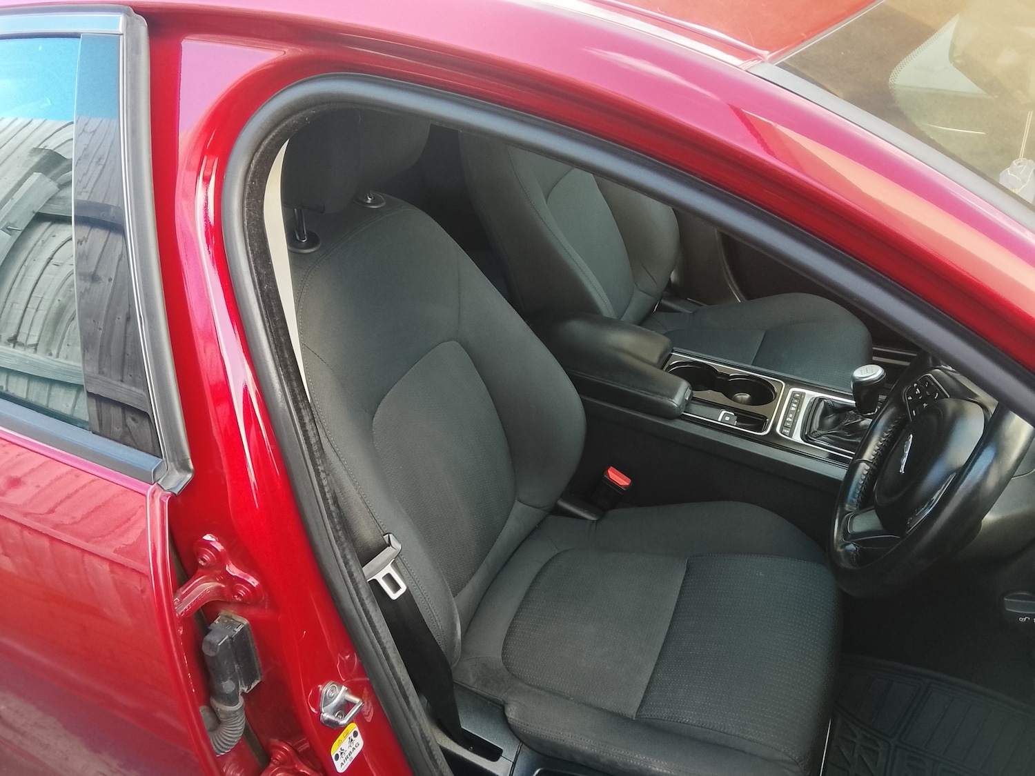 Used Jaguar XE 2016 for sale - 78084663: Photo 10