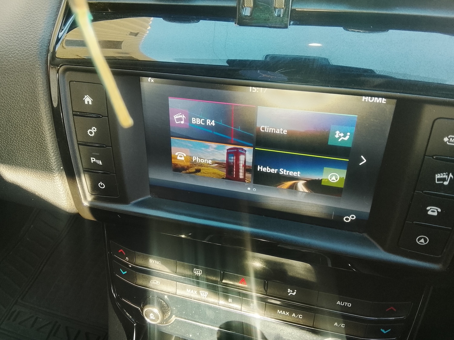 Used Jaguar XE 2016 for sale - 78084663: Photo 17