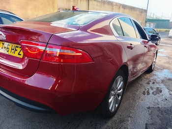 Used Jaguar XE 2016 for sale - 78084663: Photo