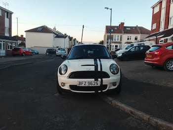 MINI Hatch feature image