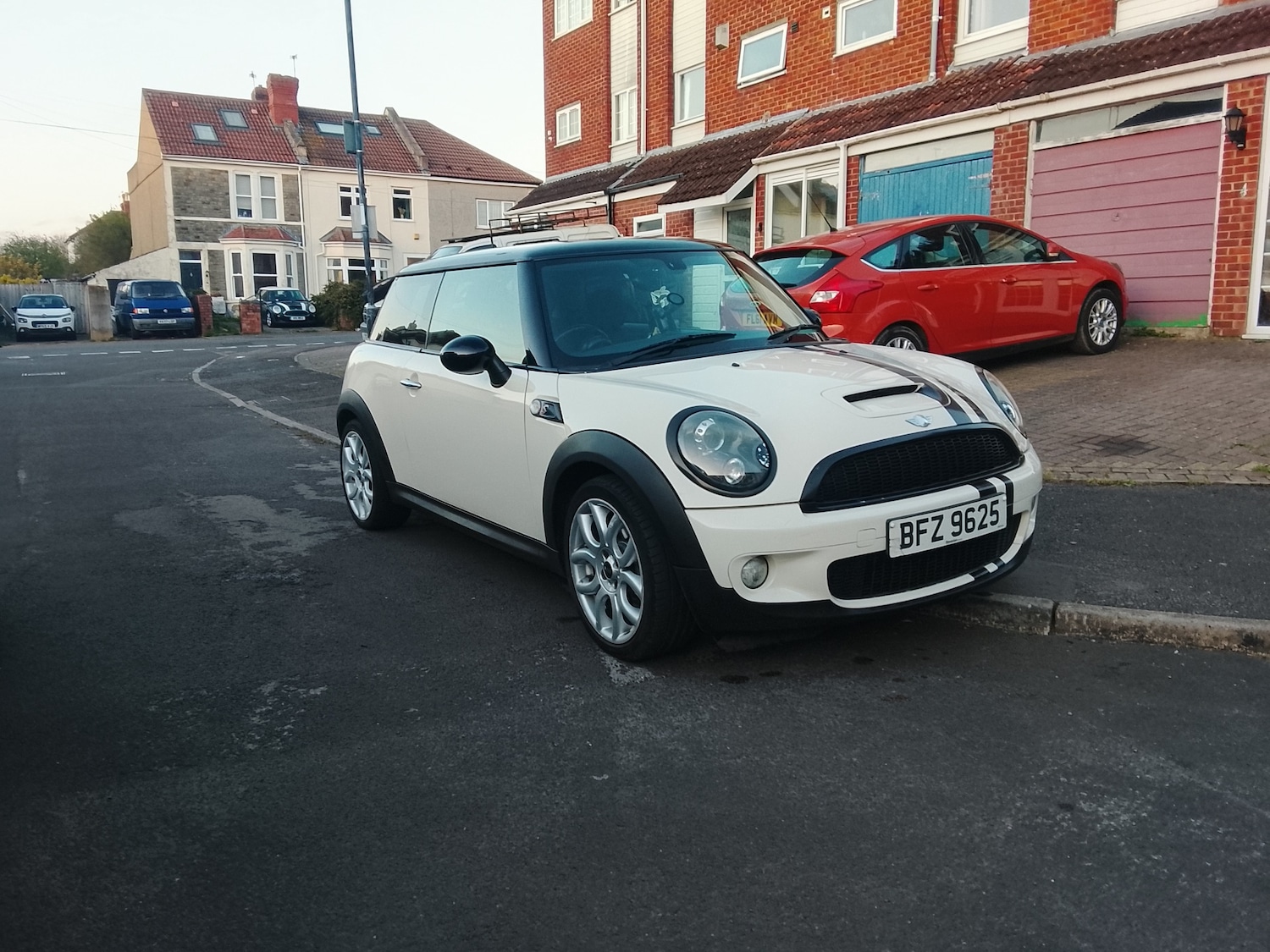 Used MINI Hatch 2008 for sale - 78084650: Photo 2