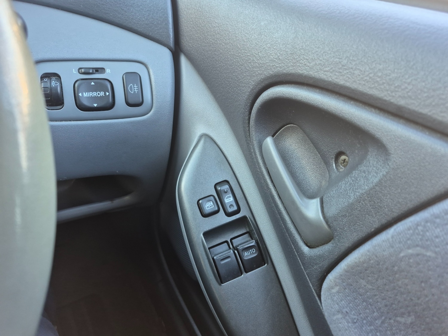 Used Toyota Yaris 2000 for sale - 76625001: Photo 20