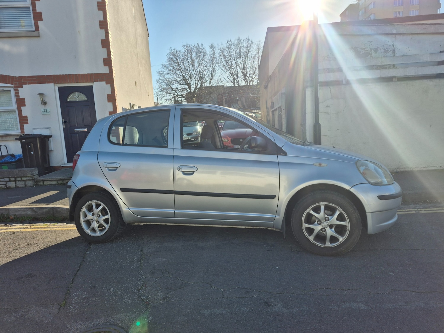 Used Toyota Yaris 2000 for sale - 76625001: Photo 3