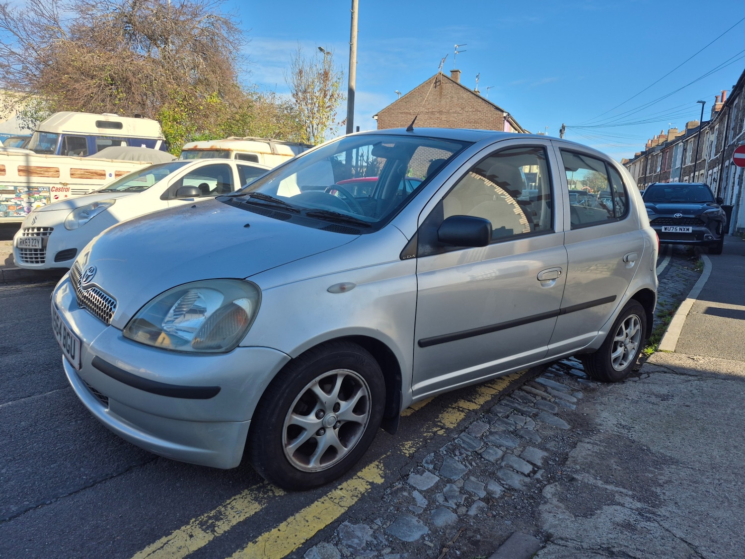 Used Toyota Yaris 2000 for sale - 76625001: Photo 8