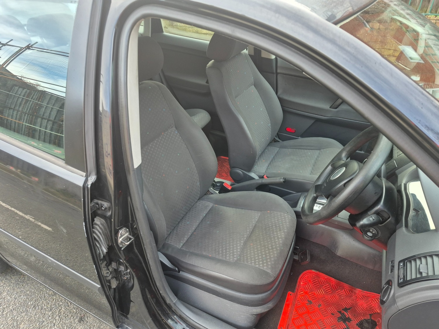 Used Volkswagen Polo 2004 for sale - 77357498: Photo 10