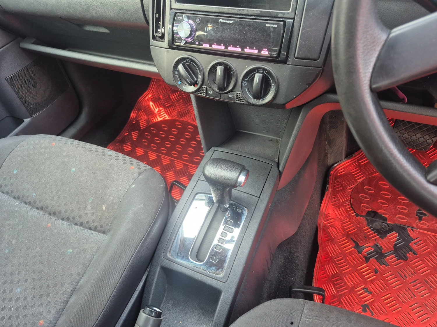 Used Volkswagen Polo 2004 for sale - 77357498: Photo 17