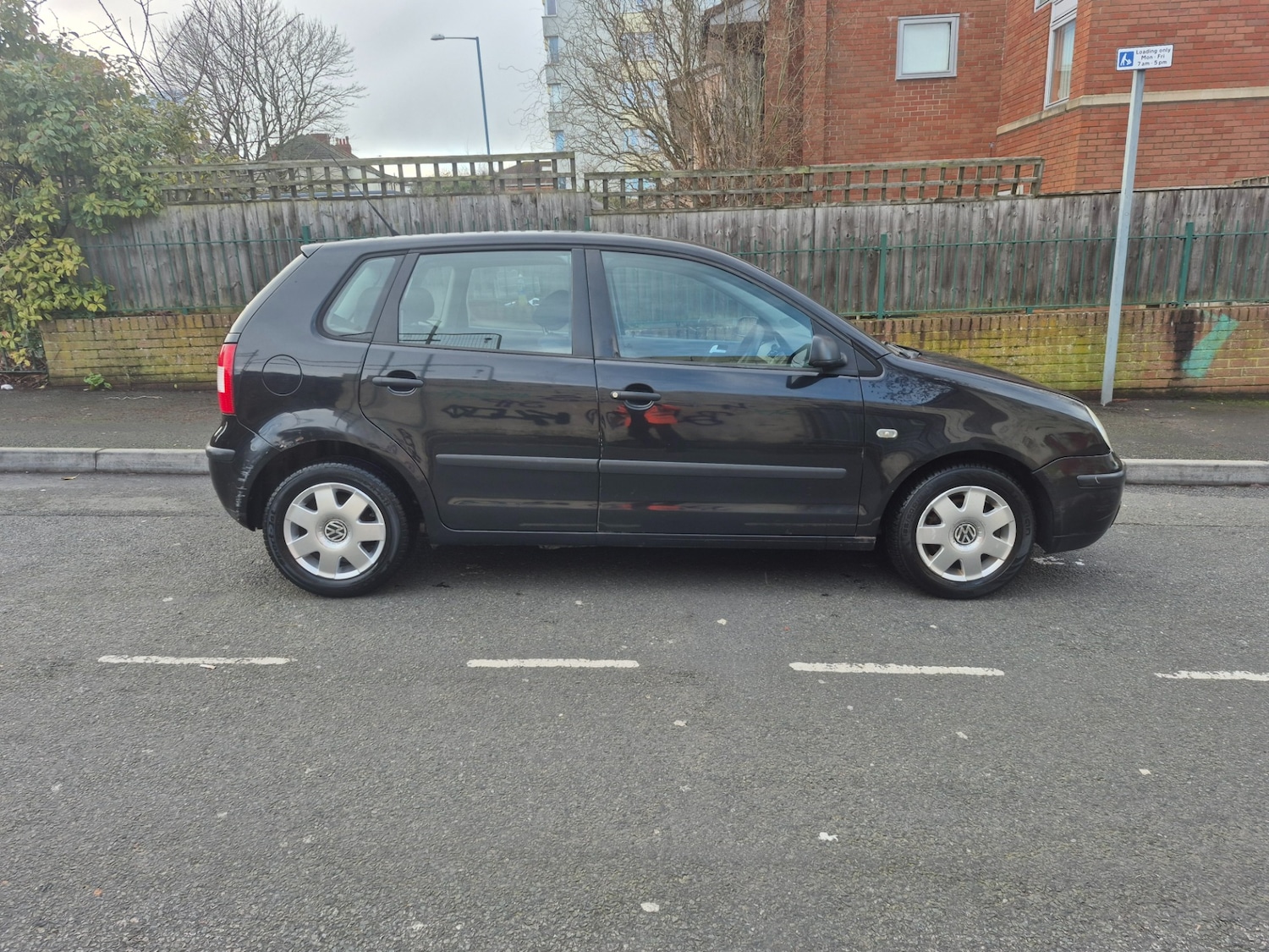 Used Volkswagen Polo 2004 for sale - 77357498: Photo 3