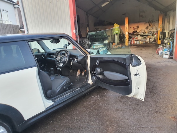 Used MINI Hatch 2008 for sale - 73867517: Photo 8