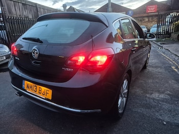 Used Vauxhall Astra 2013 for sale - 77342757: Photo