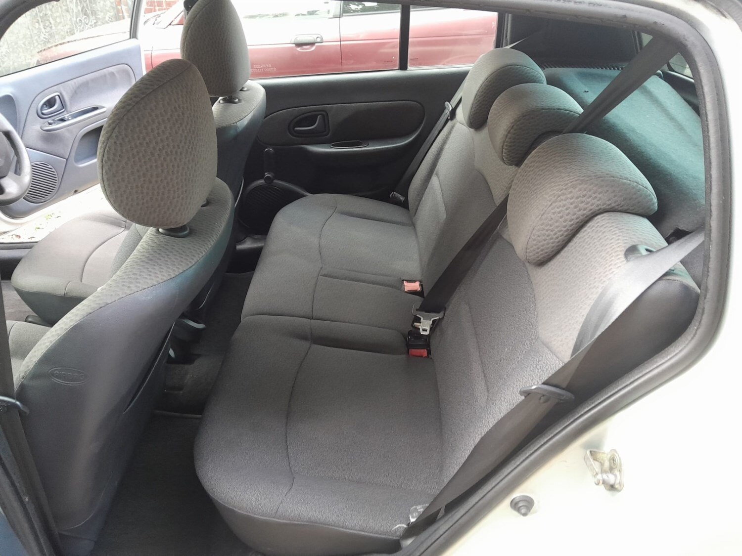 Renault Clio 2004 (04) - 1.4 16V Expression 5dr Auto - Image 12