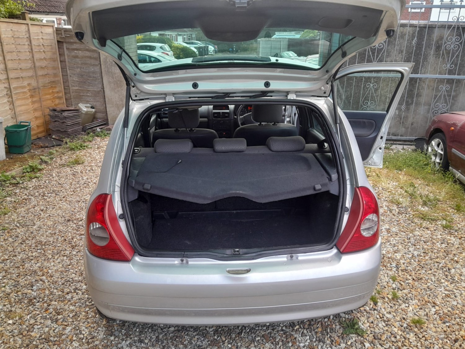 Renault Clio 2004 (04) - 1.4 16V Expression 5dr Auto - Image 13