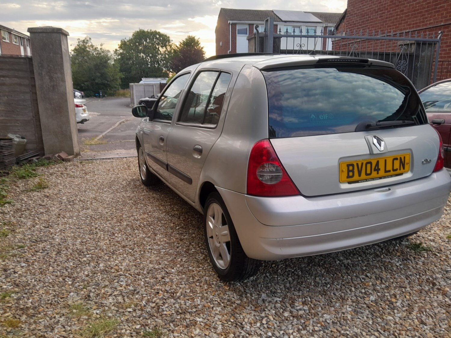 Renault Clio 2004 (04) - 1.4 16V Expression 5dr Auto - Image 5