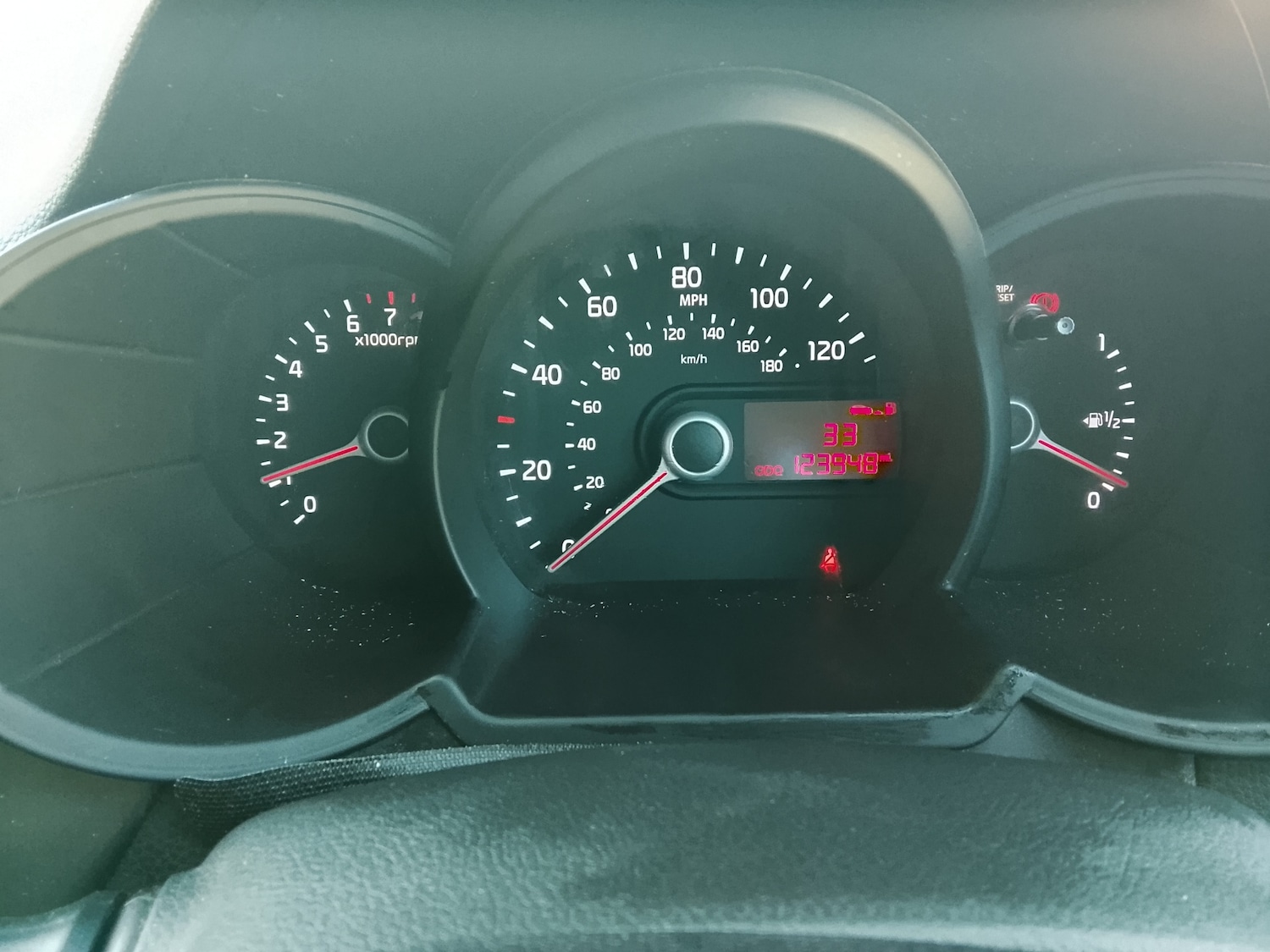 Used Kia Picanto 2014 for sale - 77930607: Photo 16