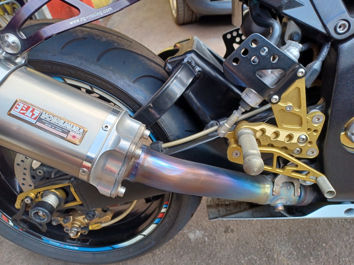 Used Suzuki GSX-R 2004 for sale - 78536658: Photo 12