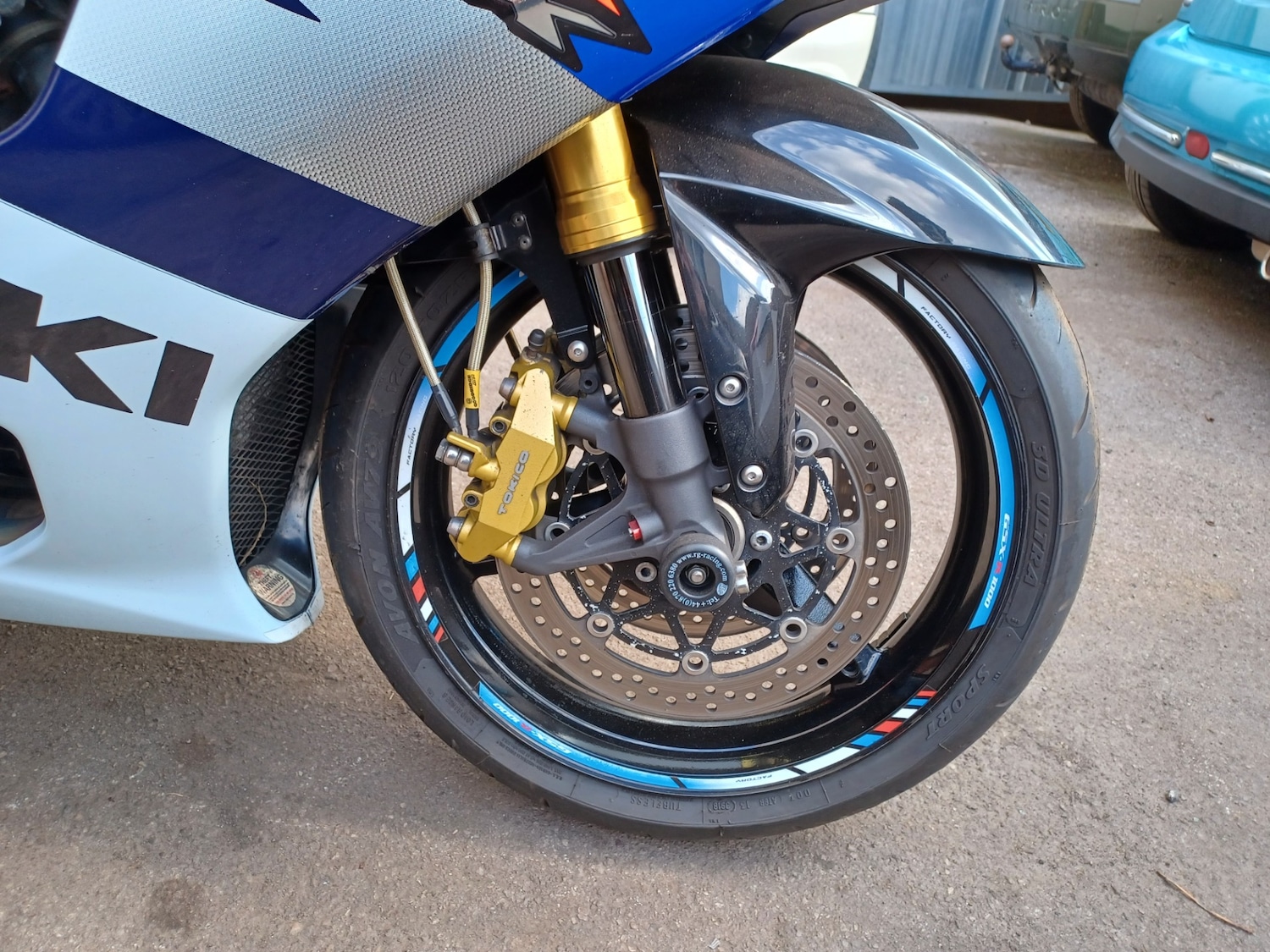 Used Suzuki GSX-R 2004 for sale - 78536658: Photo 14