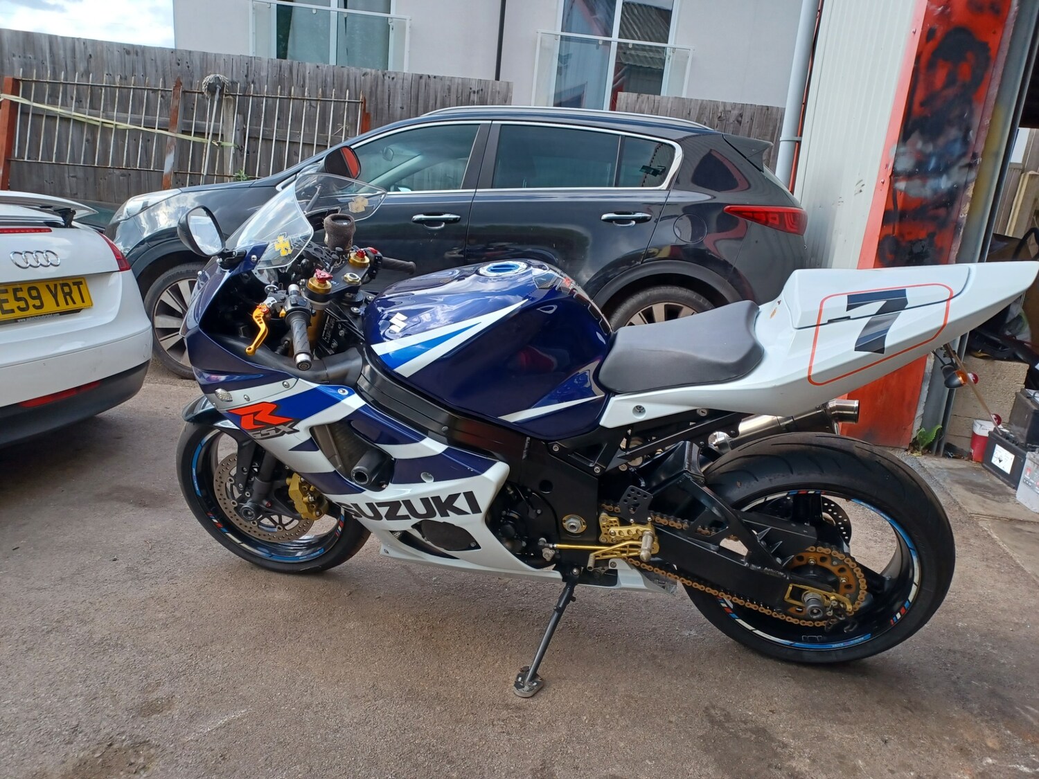 Used Suzuki GSX-R 2004 for sale - 78536658: Photo 6