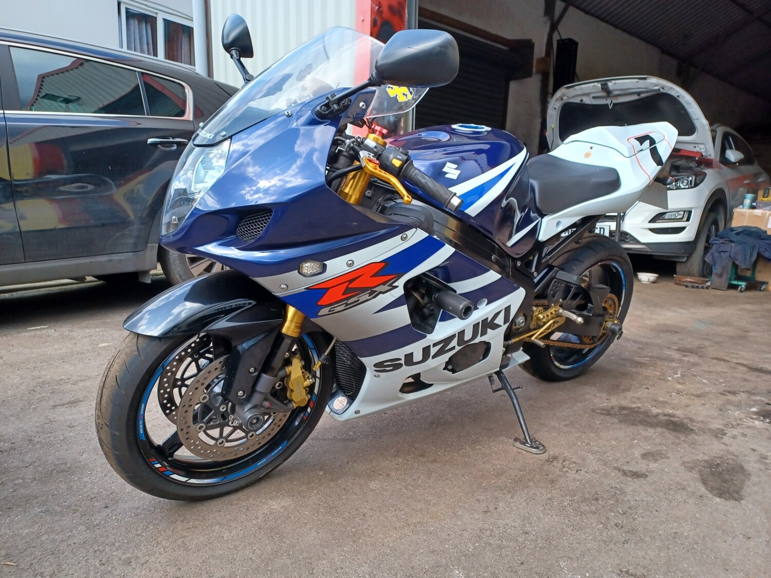 Used Suzuki GSX-R 2004 for sale - 78536658: Photo 7