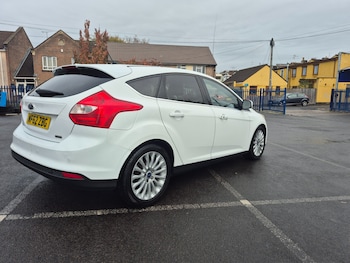 Used Ford Focus 2012 for sale - 76404530: Photo