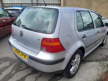 Used Volkswagen Golf 2004 for sale - 75052526: Photo