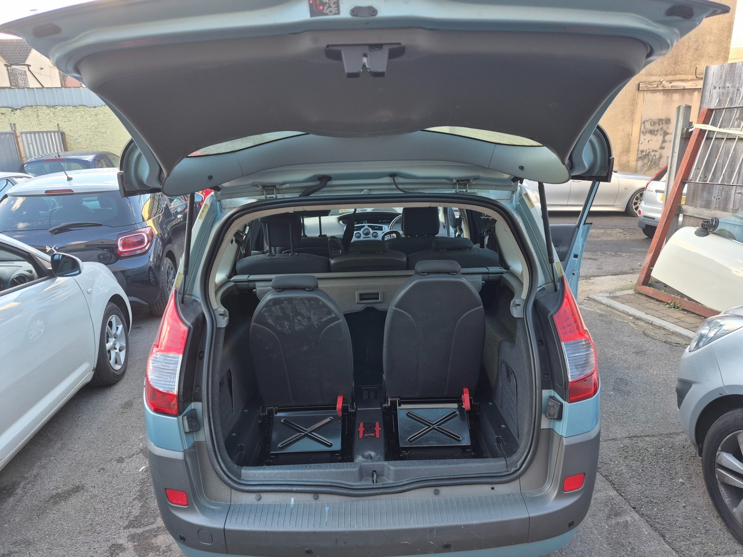 Used Renault Grand Scenic 2007 for sale - 76694377: Photo 13