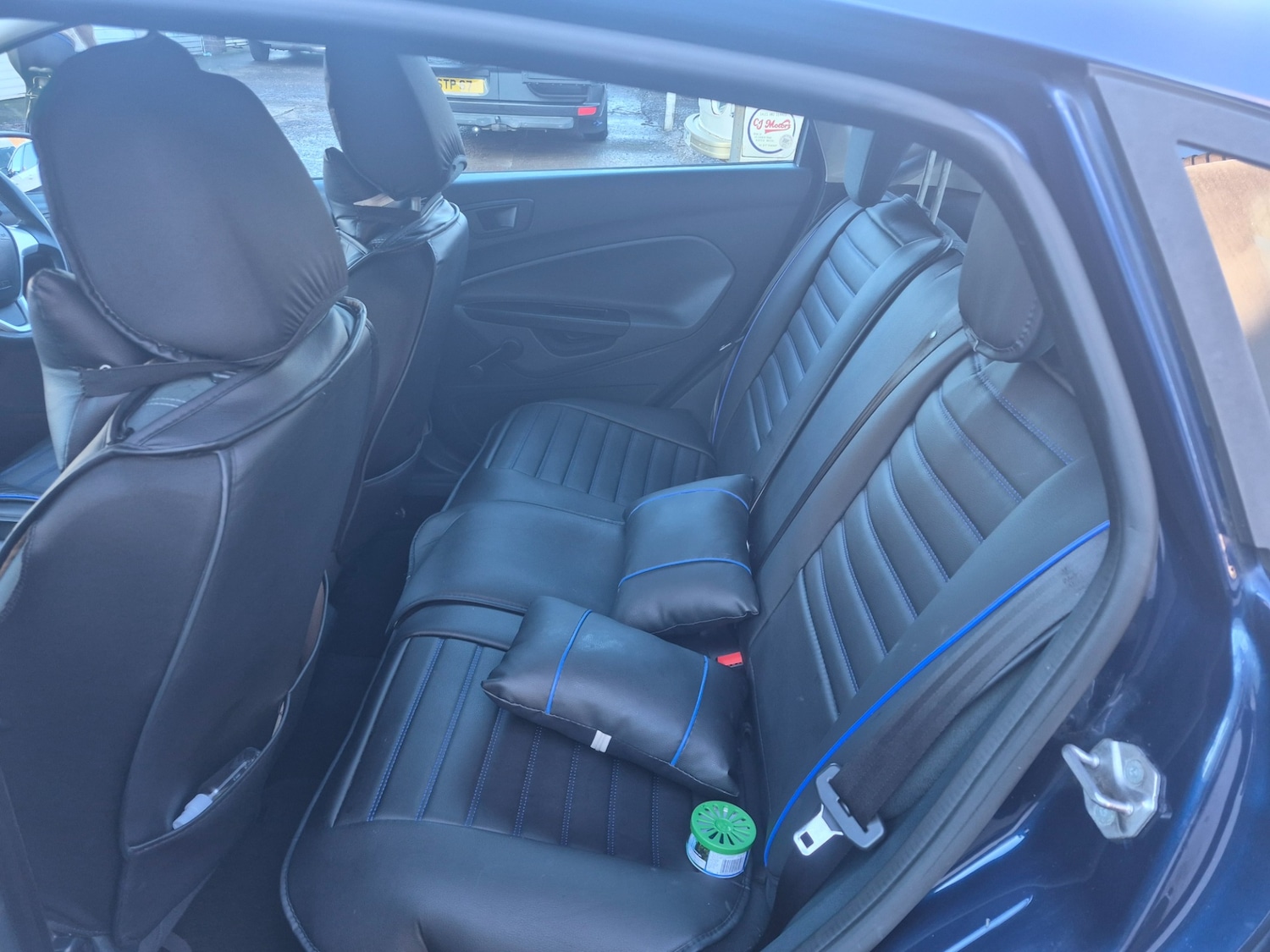 Used Ford Fiesta 2010 for sale - 76792576: Photo 12