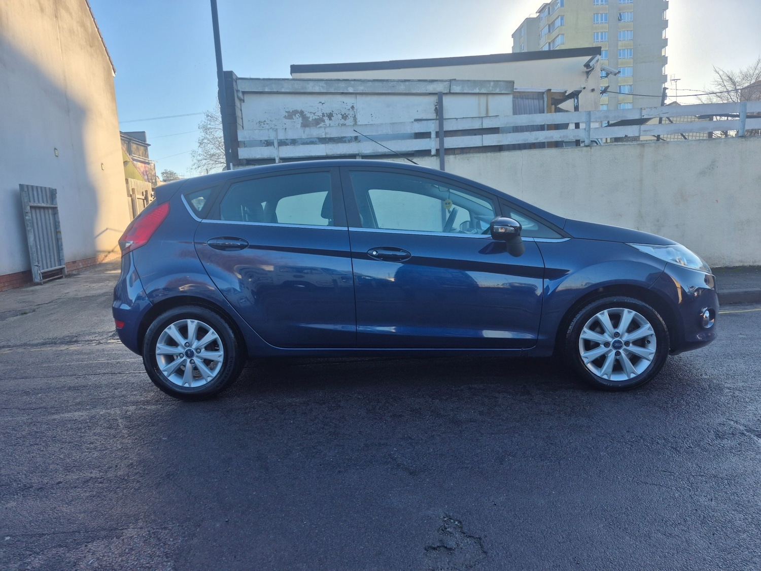 Used Ford Fiesta 2010 for sale - 76792576: Photo 3
