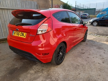 Used Ford Fiesta 2016 for sale - 79246906: Photo