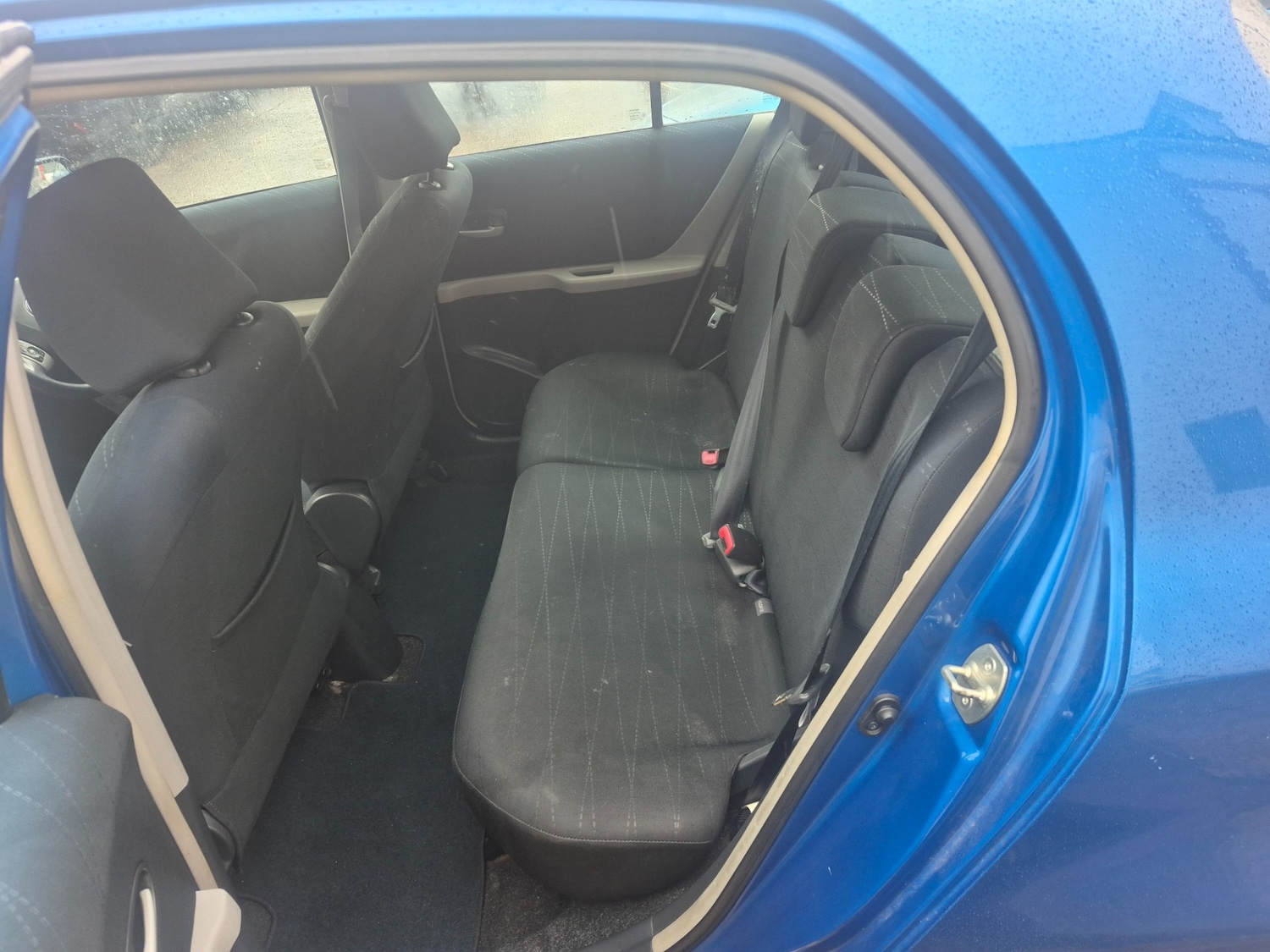 Used Toyota Yaris 2007 for sale - 77460566: Photo 14