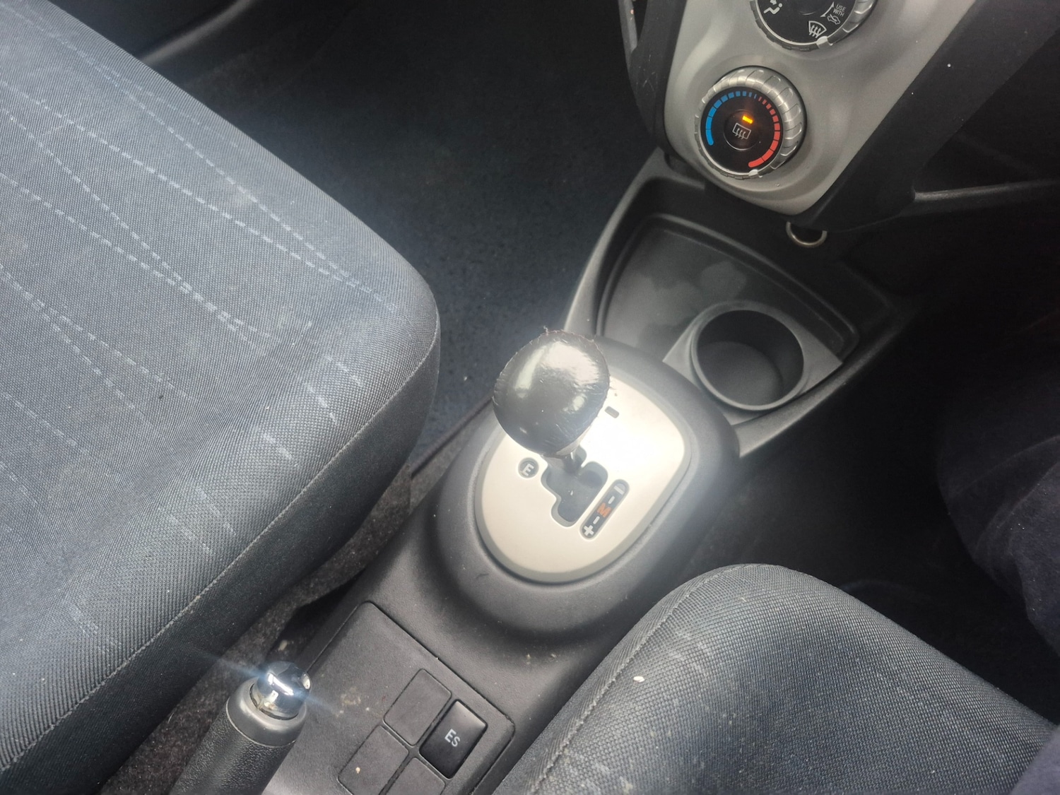 Used Toyota Yaris 2007 for sale - 77460566: Photo 19