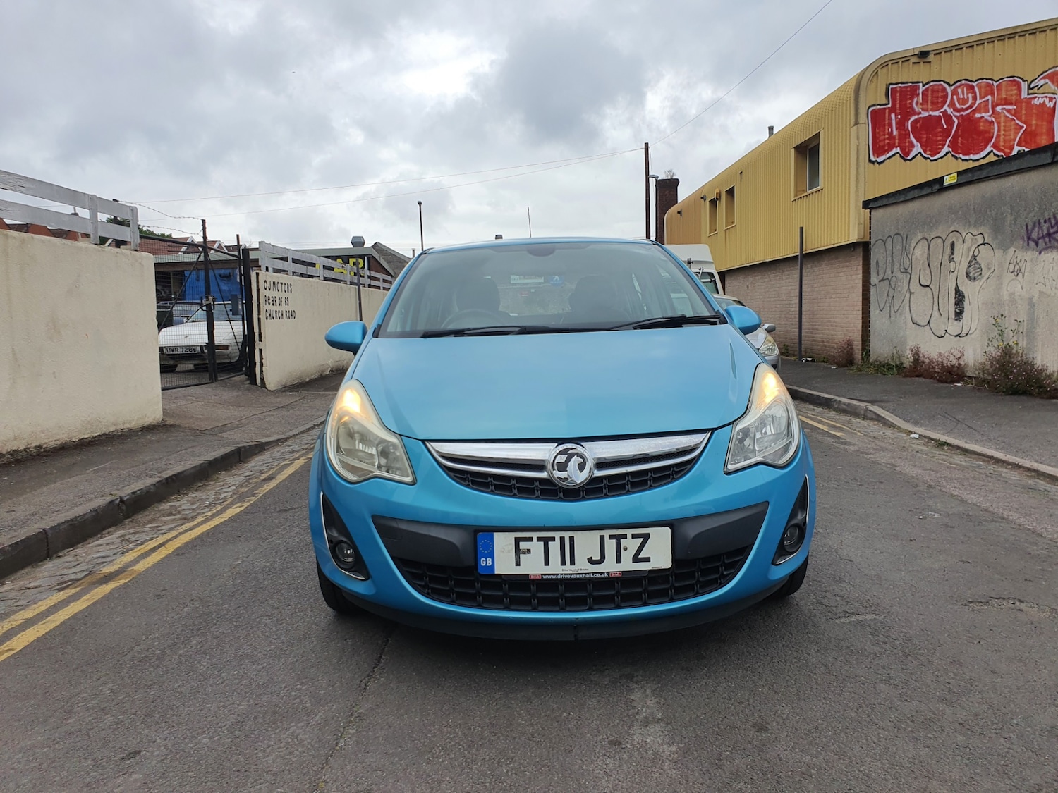 Used Vauxhall Corsa 2011 for sale - 74841130: Photo 1