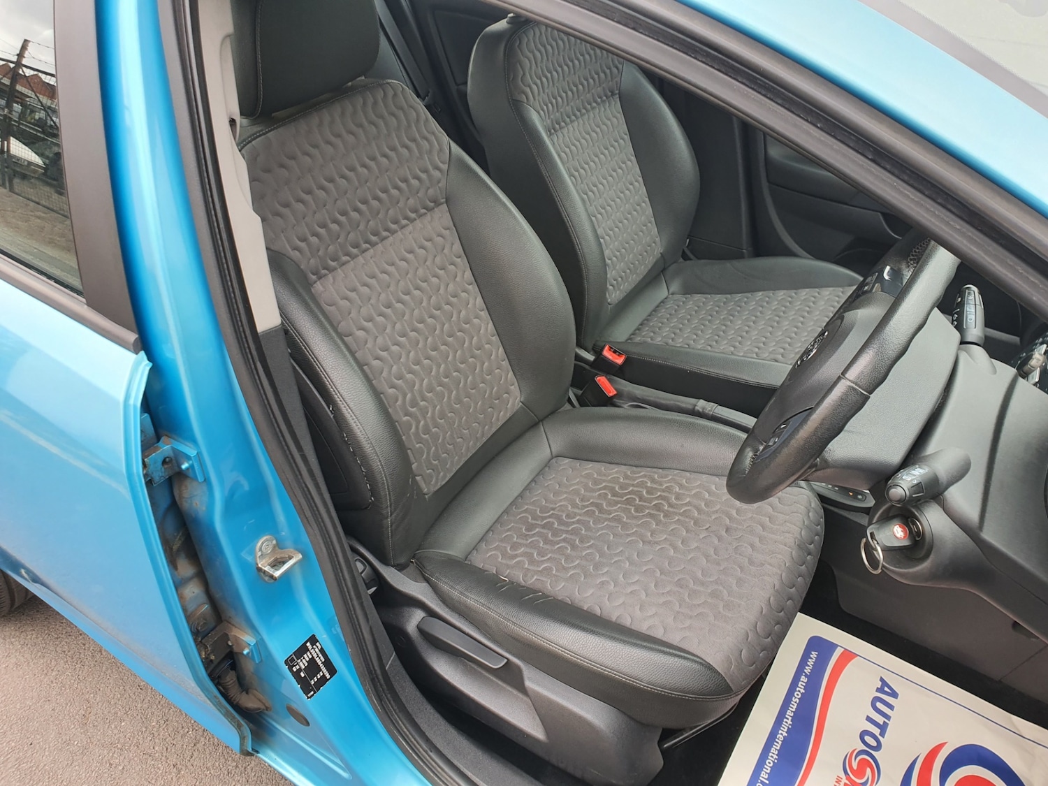 Used Vauxhall Corsa 2011 for sale - 74841130: Photo 10