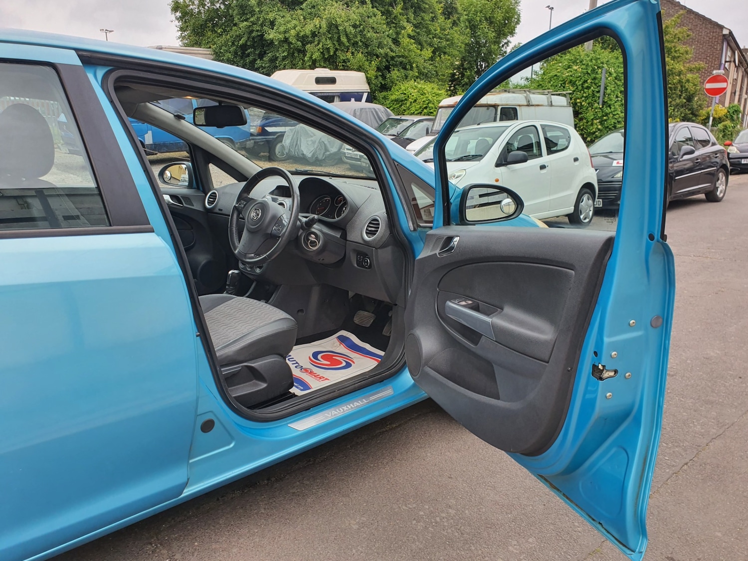 Used Vauxhall Corsa 2011 for sale - 74841130: Photo 9