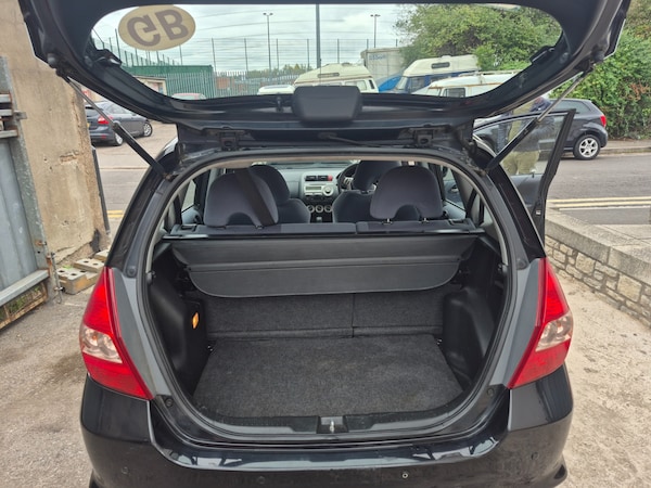Used Honda Jazz 2005 for sale - 76234191: Photo 12