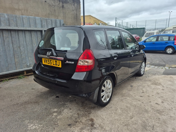 Used Honda Jazz 2005 for sale - 76234191: Photo 3