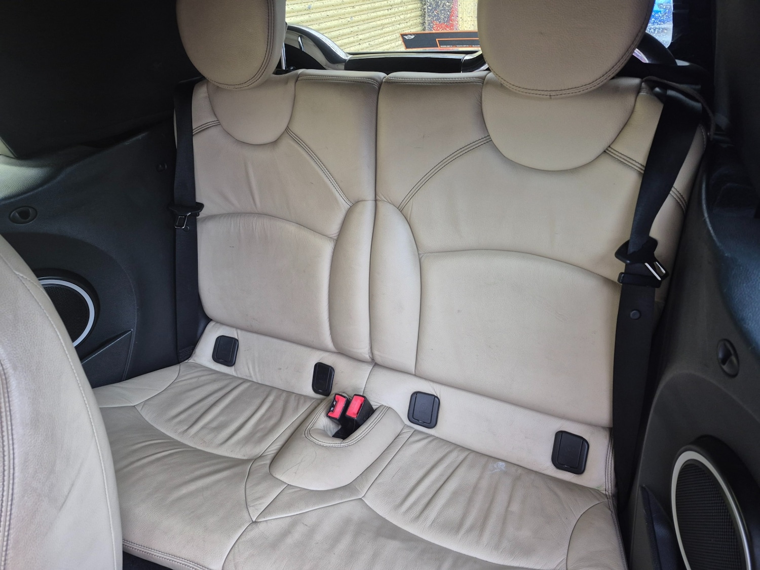 Used MINI Convertible 2010 for sale - 76166295: Photo 12